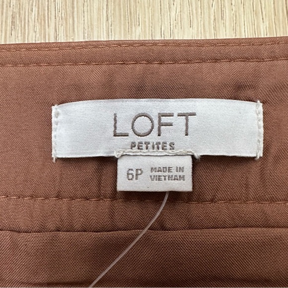 NWT LOFT Brown Faux Leather Mini Skirt size 6P - Picture 4 of 7